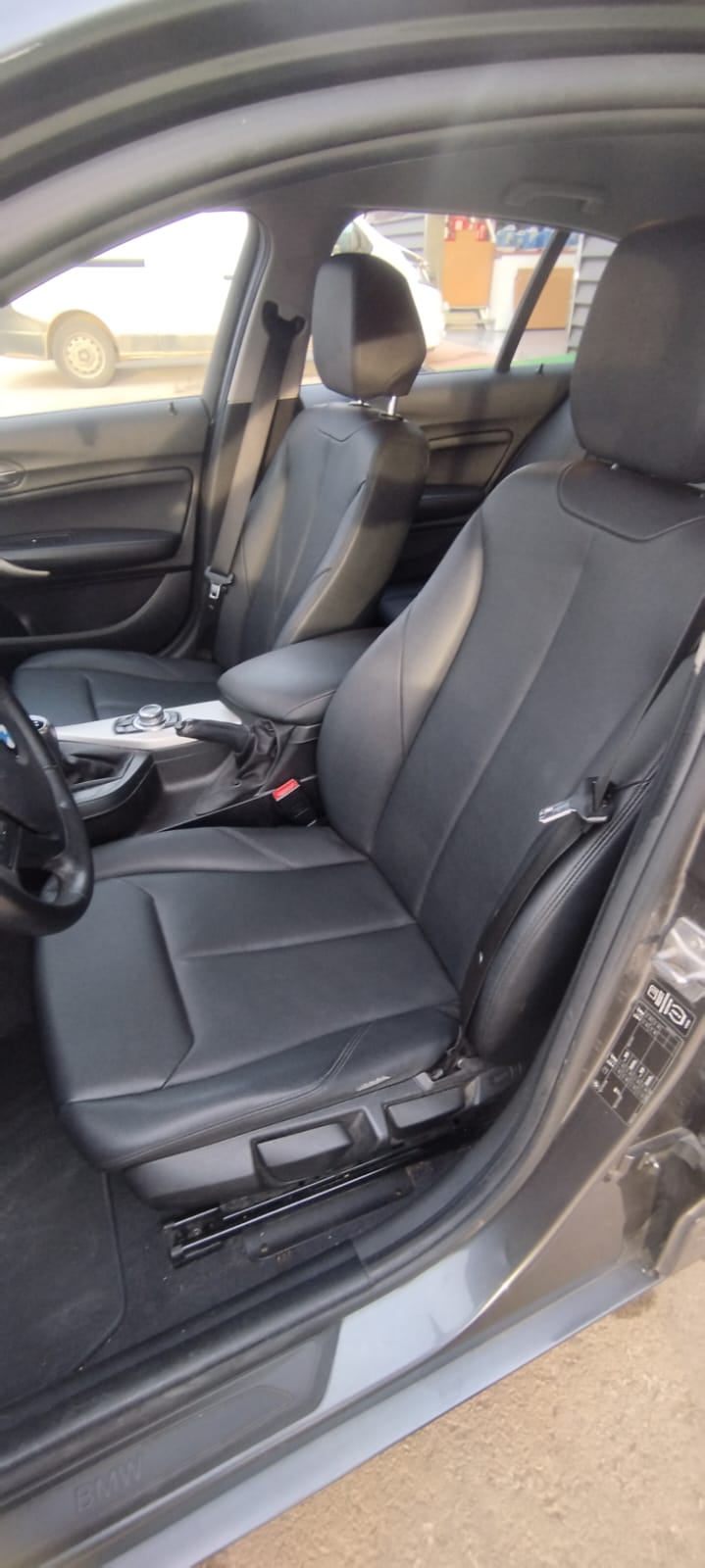 BMW SERIE 1 116D - Imagen 8