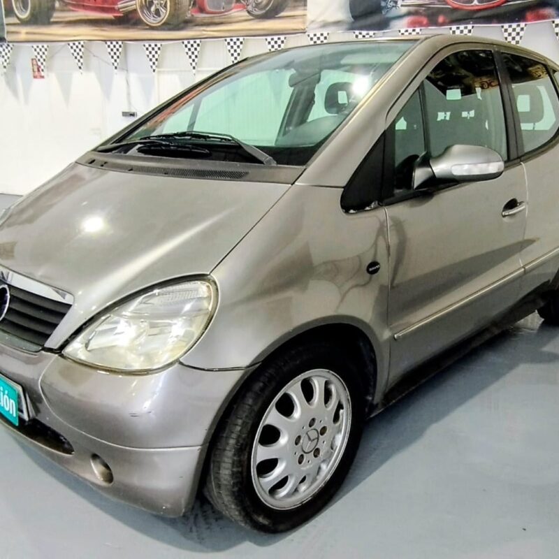 MERCEDES -BENZ CLASE A