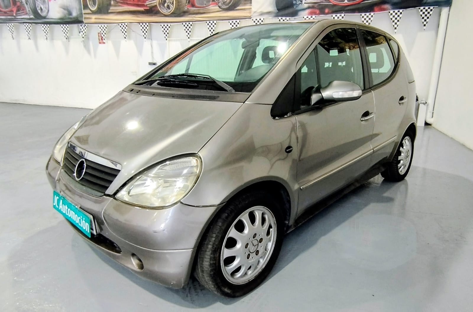 MERCEDES -BENZ CLASE A