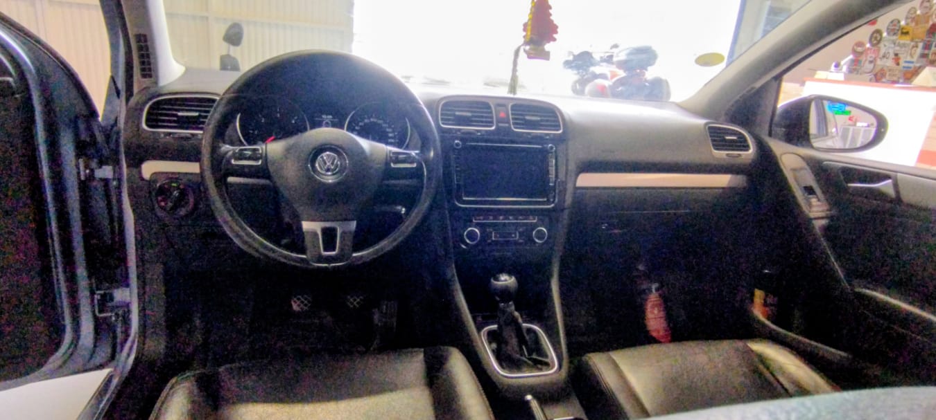 VOLKSWAGEN GOLF 7 1.9 TDI - Imagen 4